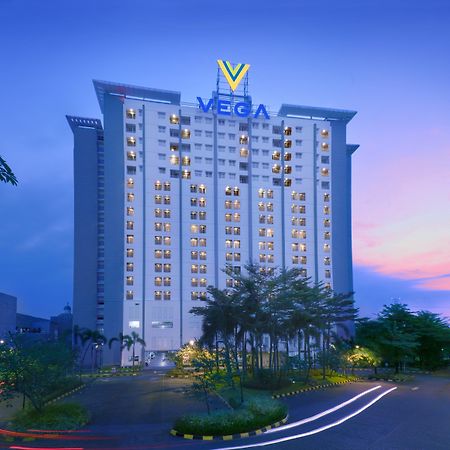 Vega Hotel Gading Serpong Esterno foto
