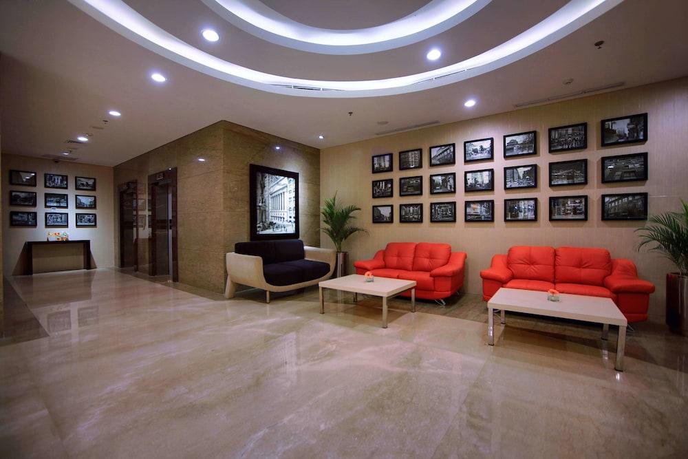 Vega Hotel Gading Serpong Esterno foto