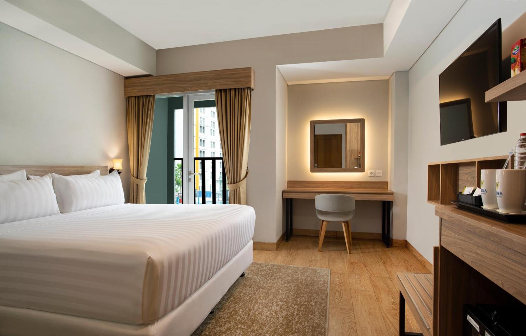 Vega Hotel Gading Serpong Esterno foto